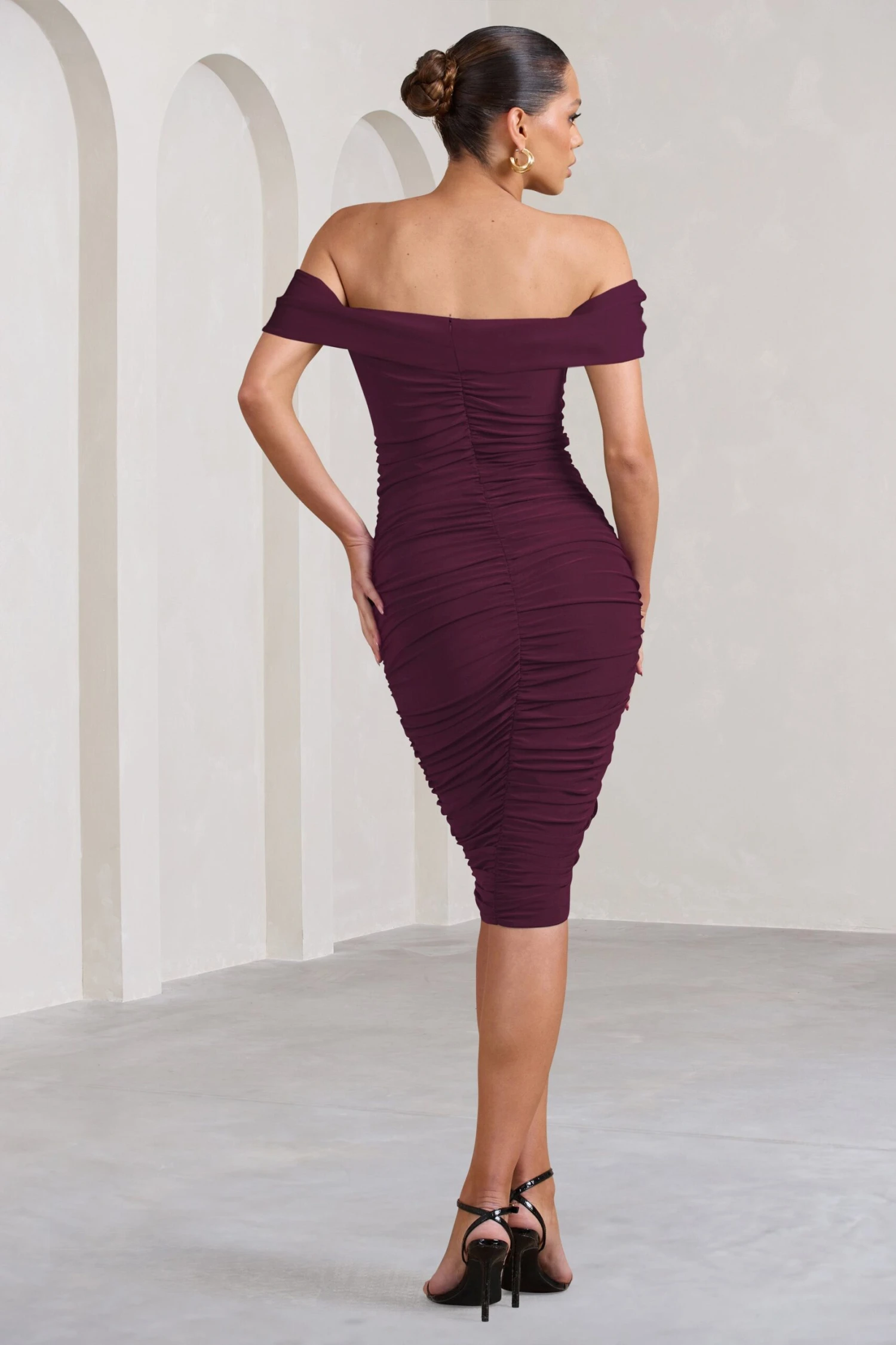 Gratitude | Plum Off The Shoulder Ruched Midi Dress 2 Gratitude | Plum Off The Shoulder Ruched Midi Dress - Image 2