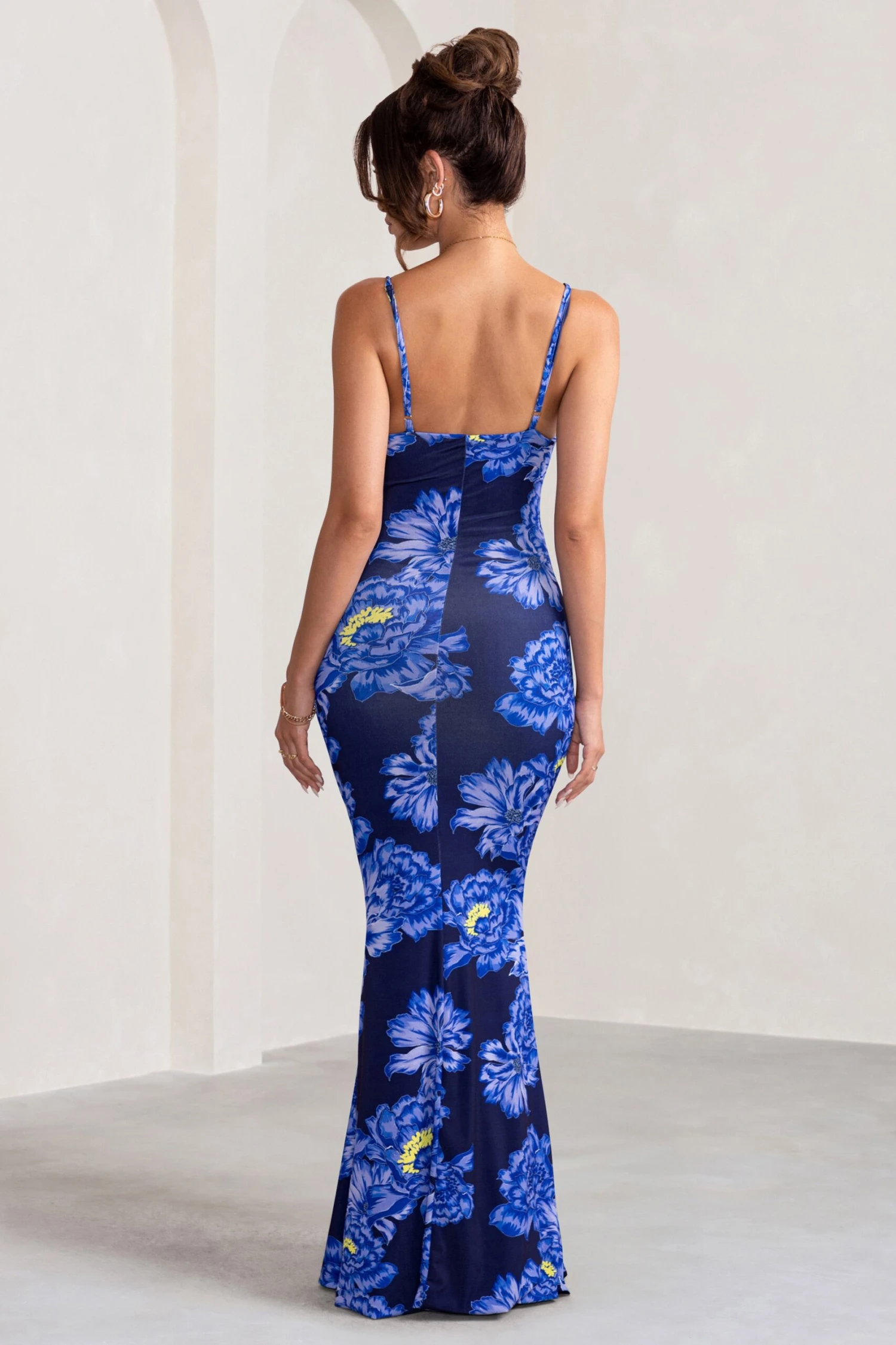 Farah | Blue Floral Print Plunge Neck Maxi Dress With Split Detail 2 Farah | Blue Floral Print Plunge Neck Maxi Dress With Split Detail - Image 2