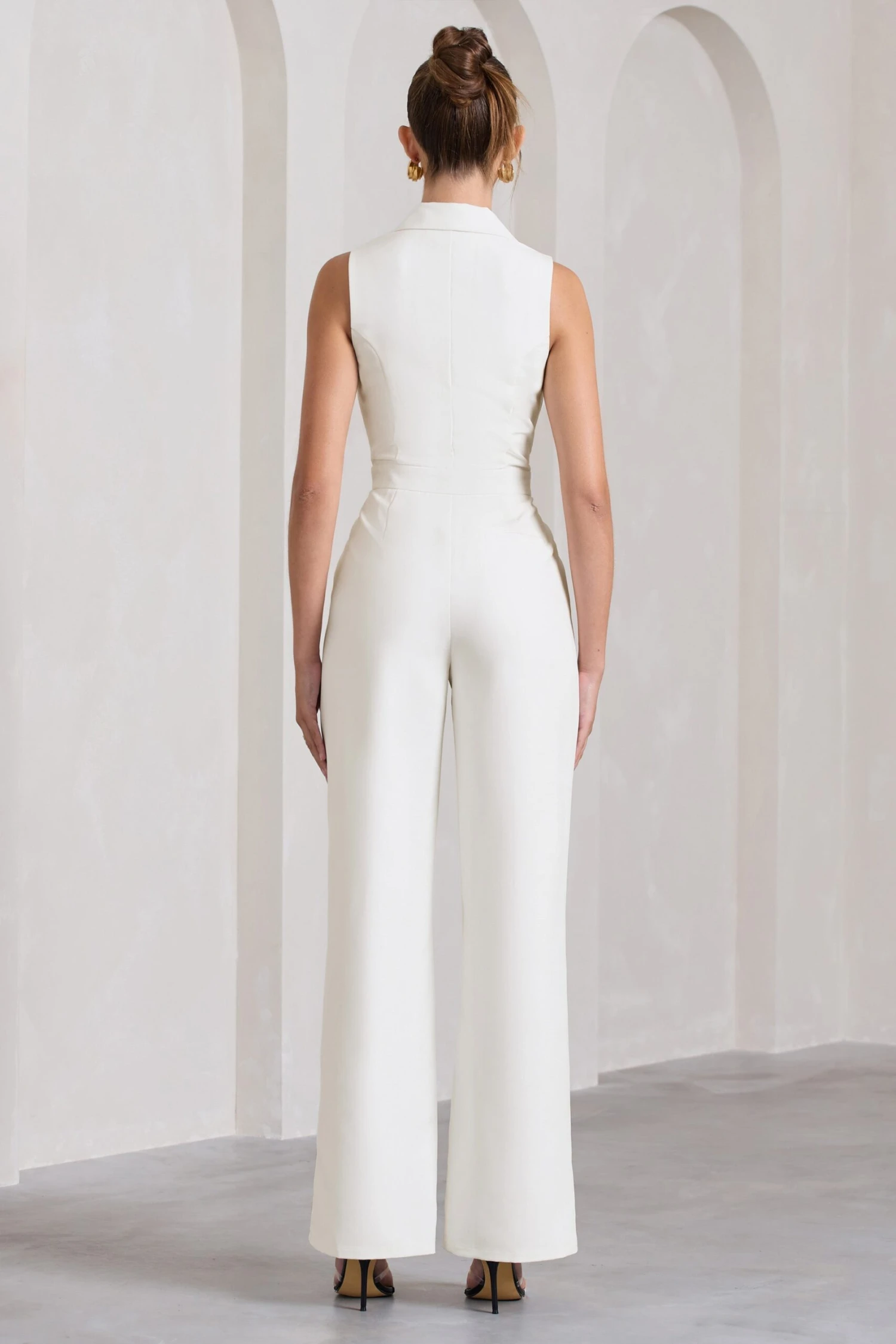 Endure | White Tailored Sleeveless Wide-Leg Jumpsuit 2 Endure | White Tailored Sleeveless Wide-Leg Jumpsuit - Image 2